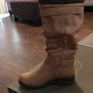 Aldenaide Tan Boots